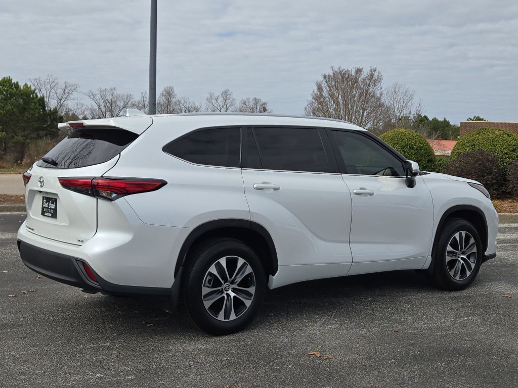 2023 Toyota Highlander XLE, 521323, Photo