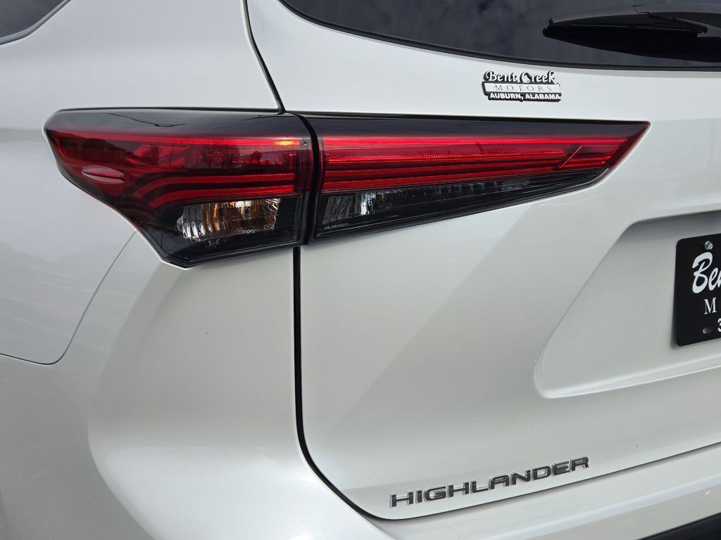 2023 Toyota Highlander XLE, 521323, Photo