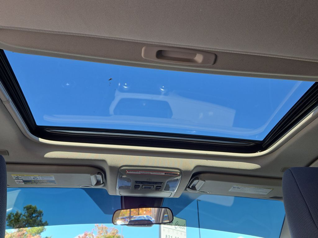 2023 Toyota RAV4 XLE, 233727, Photo