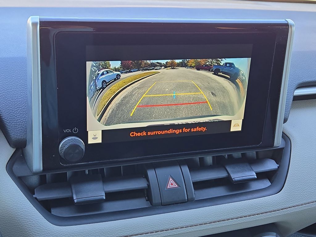 2023 Toyota RAV4 XLE, 233727, Photo