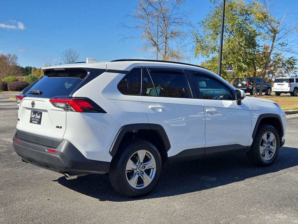 2023 Toyota RAV4 XLE, 233727, Photo