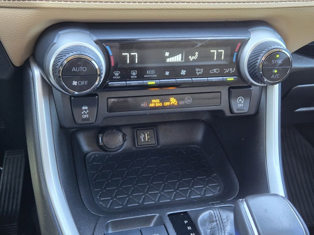 2023 Toyota RAV4 XLE Premium, 288364, Photo