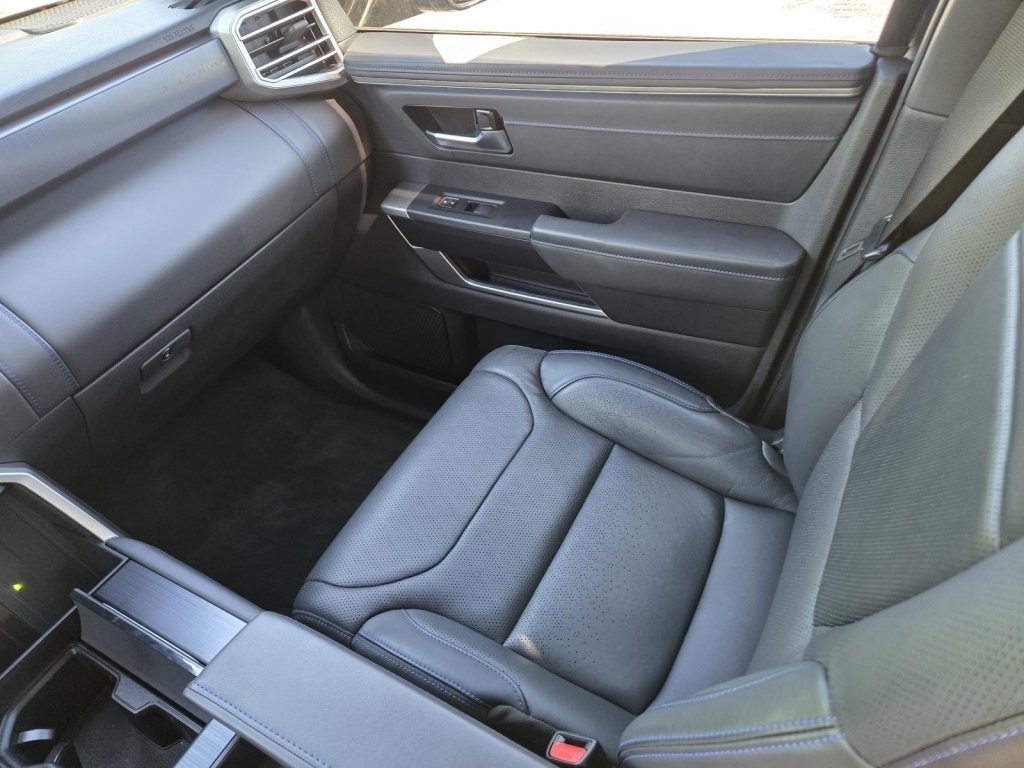 2023 Toyota Tundra Platinum, 023658, Photo