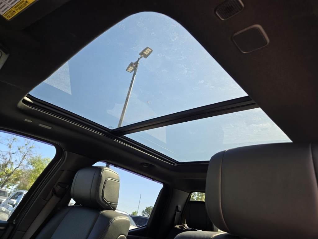 2023 Toyota Tundra Platinum, 023658, Photo