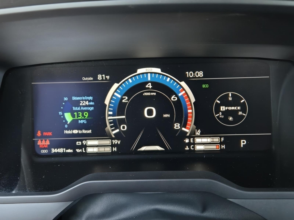 2023 Toyota Tundra Platinum, 023658, Photo