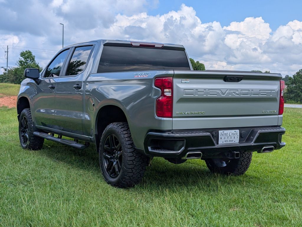 2024 Chevrolet Silverado 1500 Custom Trail Boss photo 11