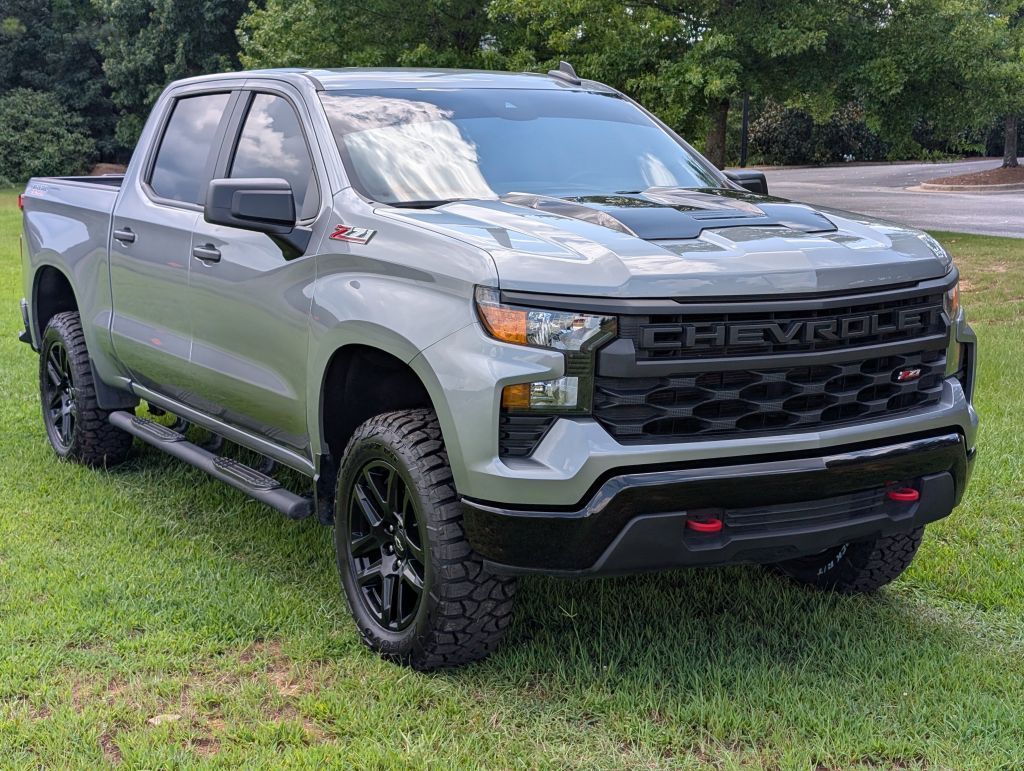 2024 Chevrolet Silverado 1500 Custom Trail Boss photo 3