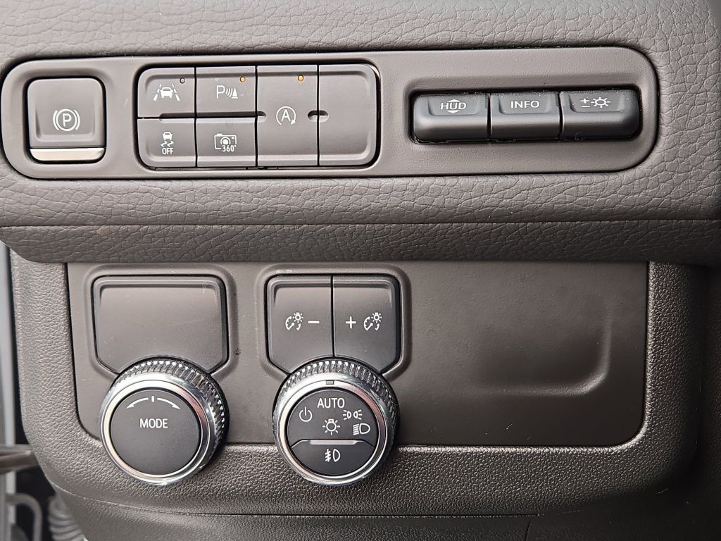 2024 GMC Yukon XL Denali, 135296, Photo