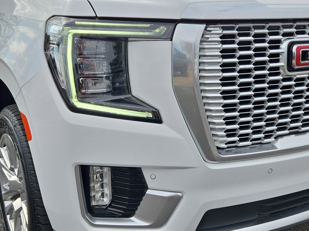 2024 GMC Yukon XL Denali, 135296, Photo