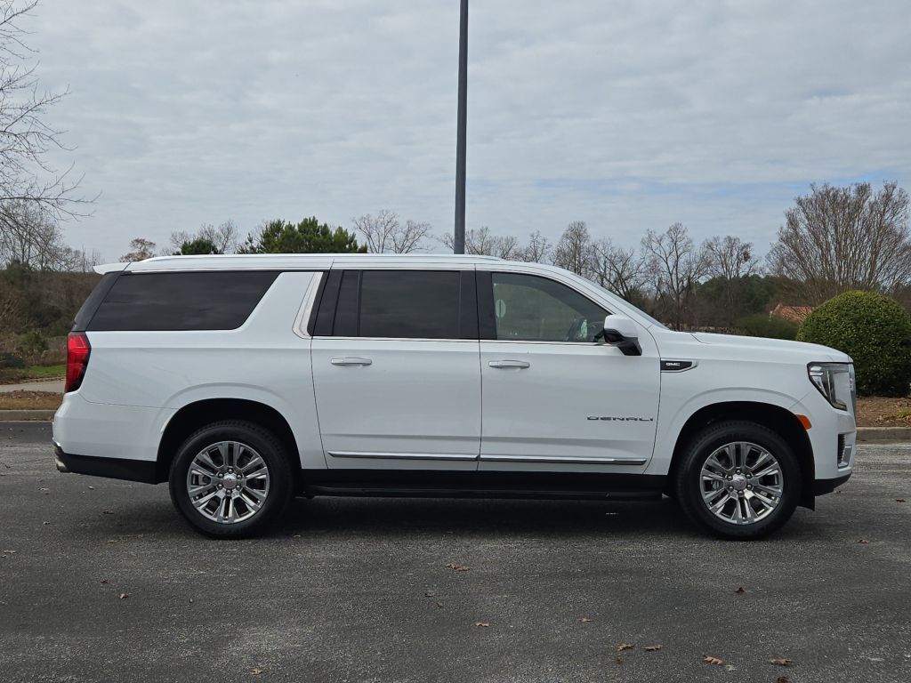 2024 GMC Yukon XL Denali, 135296, Photo