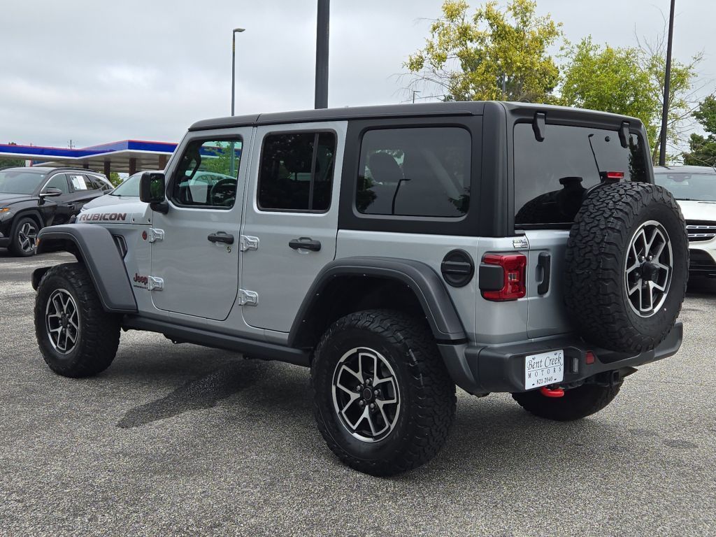 2024 Jeep Wrangler Rubicon photo 11