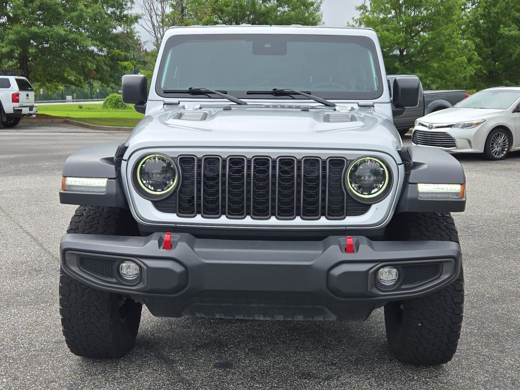 2024 Jeep Wrangler Rubicon photo 2