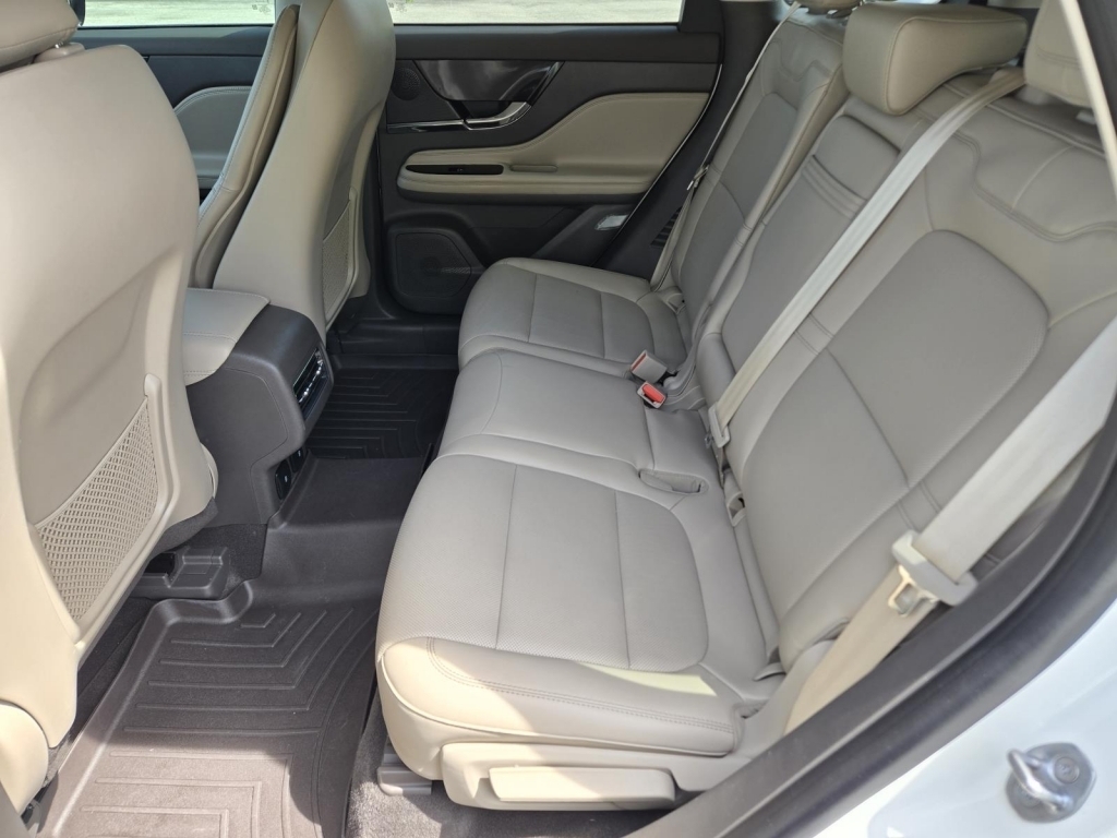 2024 Lincoln Corsair Premiere, L08239, Photo