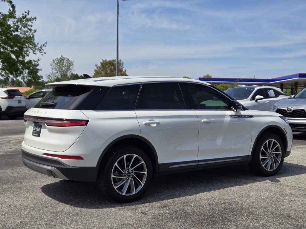 2024 Lincoln Corsair Premiere, L08239, Photo