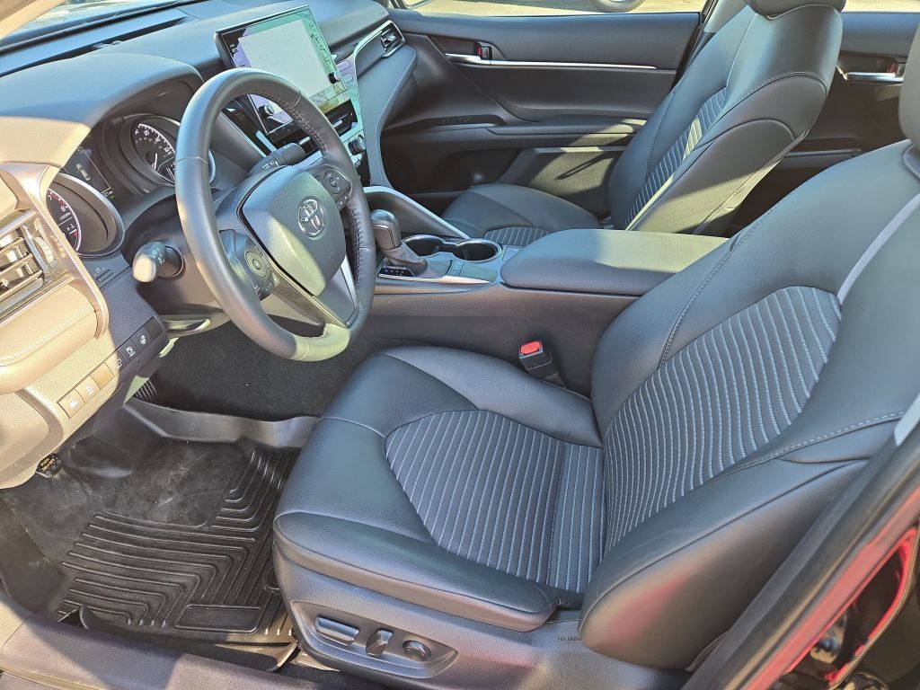 2024 Toyota Camry SE, 243399, Photo