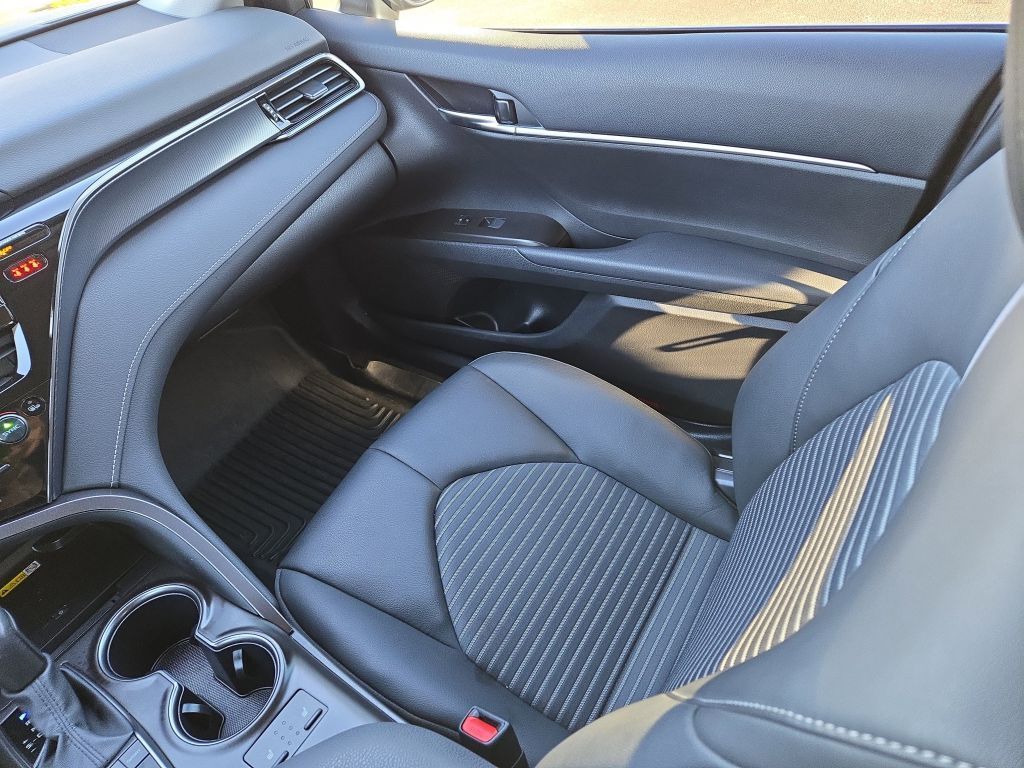 2024 Toyota Camry SE, 243399, Photo