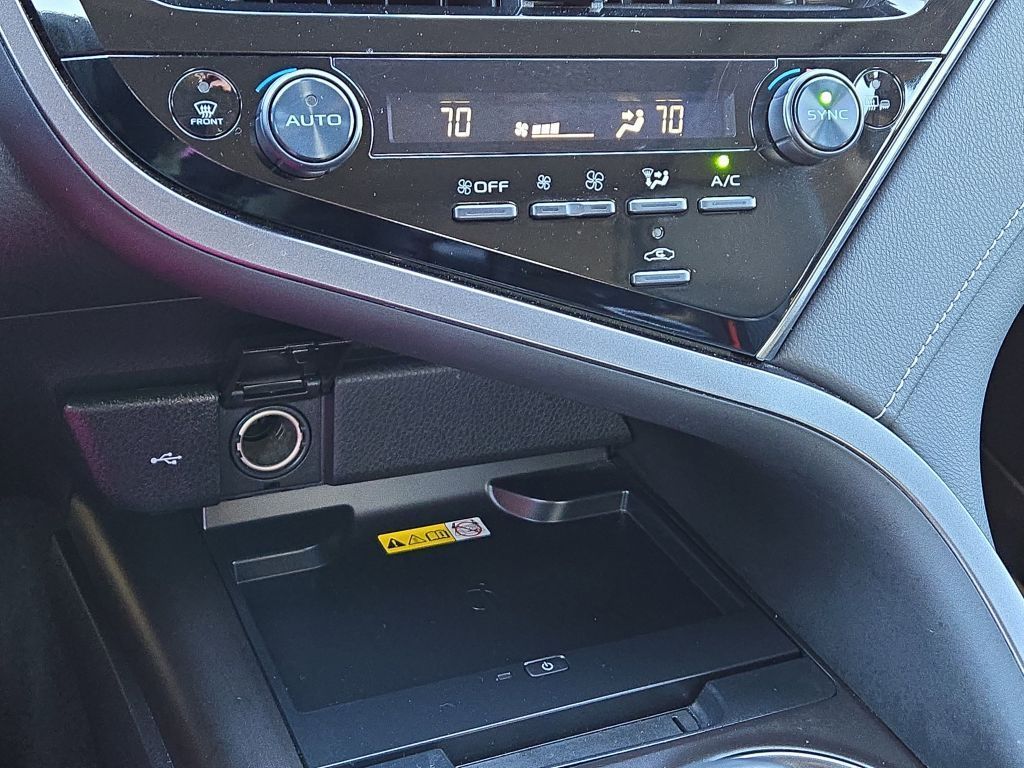 2024 Toyota Camry SE, 243399, Photo