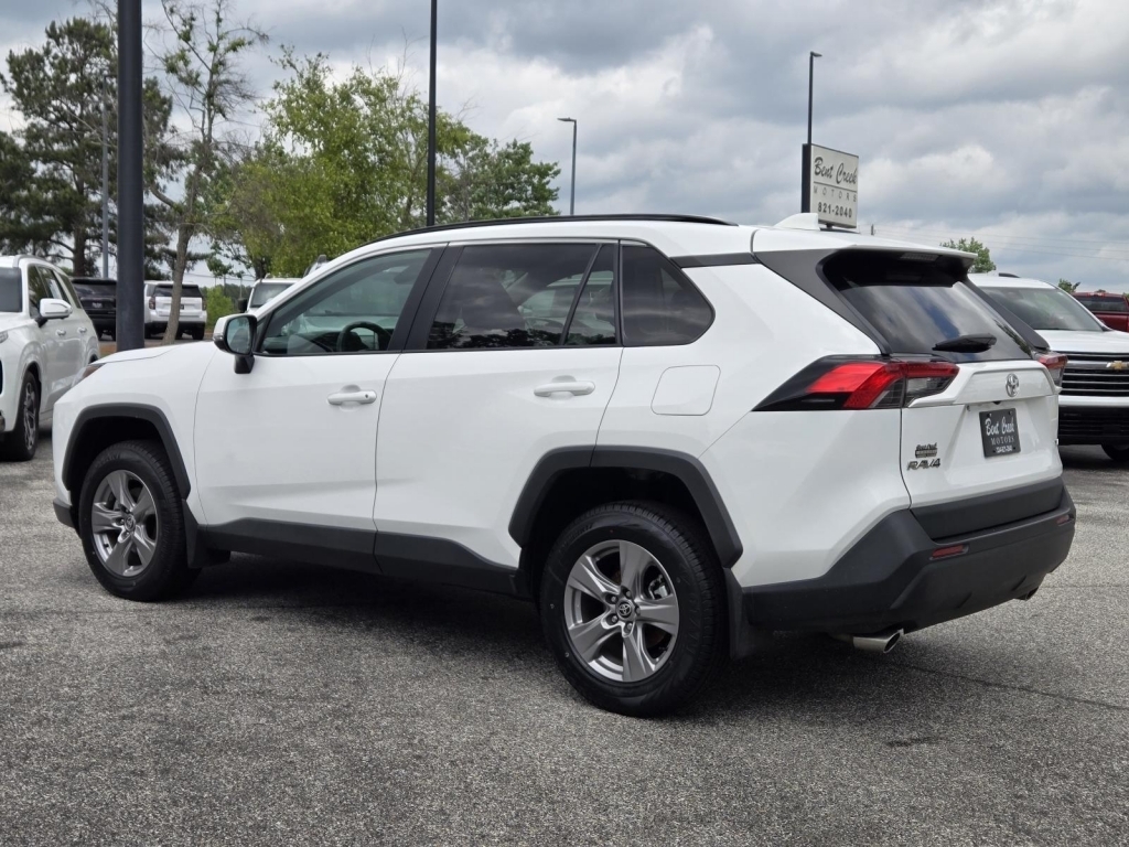 2024 Toyota RAV4 XLE, 275706, Photo