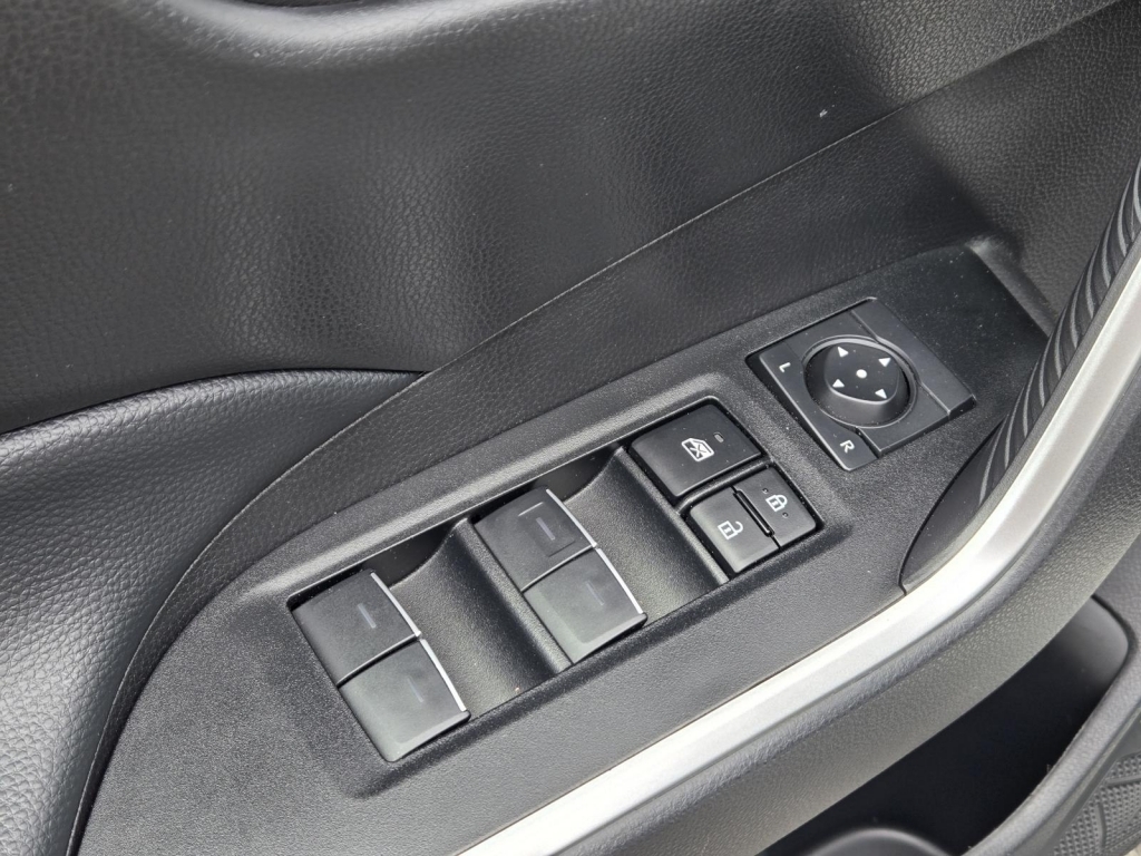 2024 Toyota RAV4 XLE, 275706, Photo