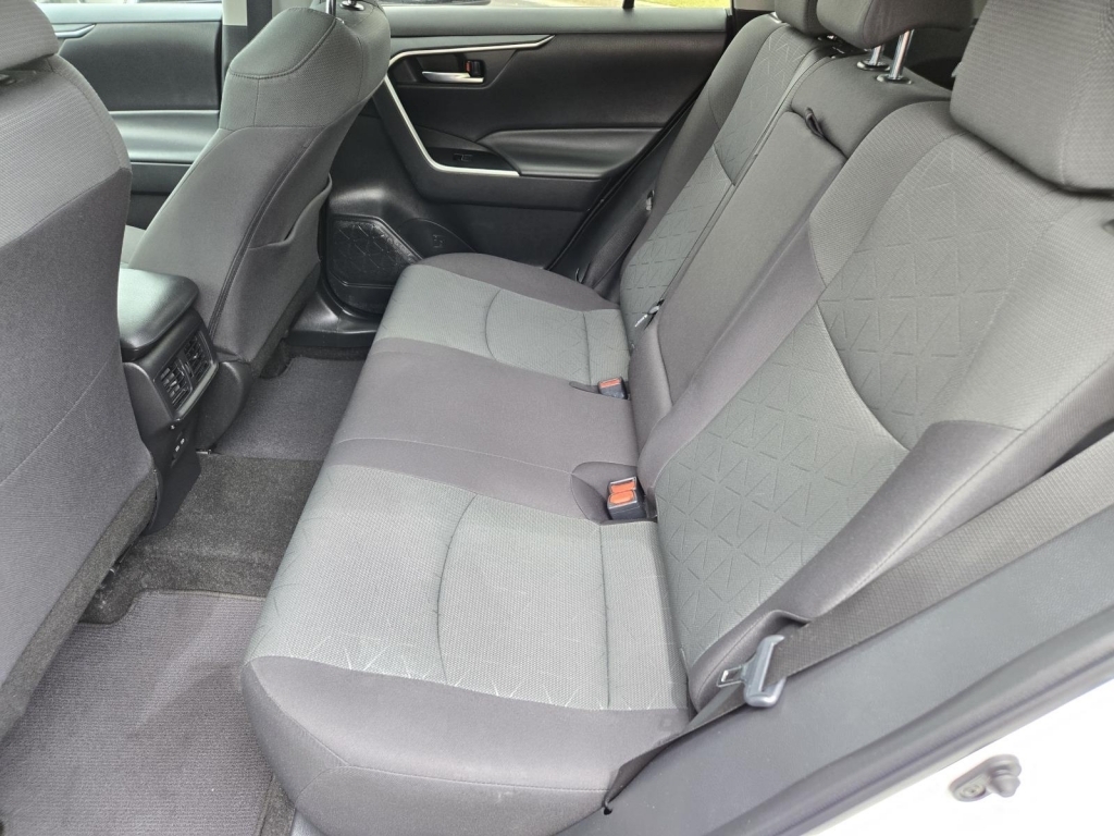 2024 Toyota RAV4 XLE, 275706, Photo