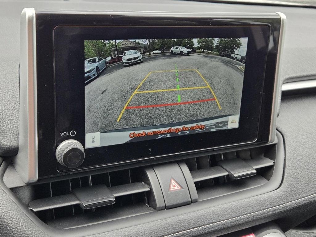 2024 Toyota RAV4 XLE, 275706, Photo