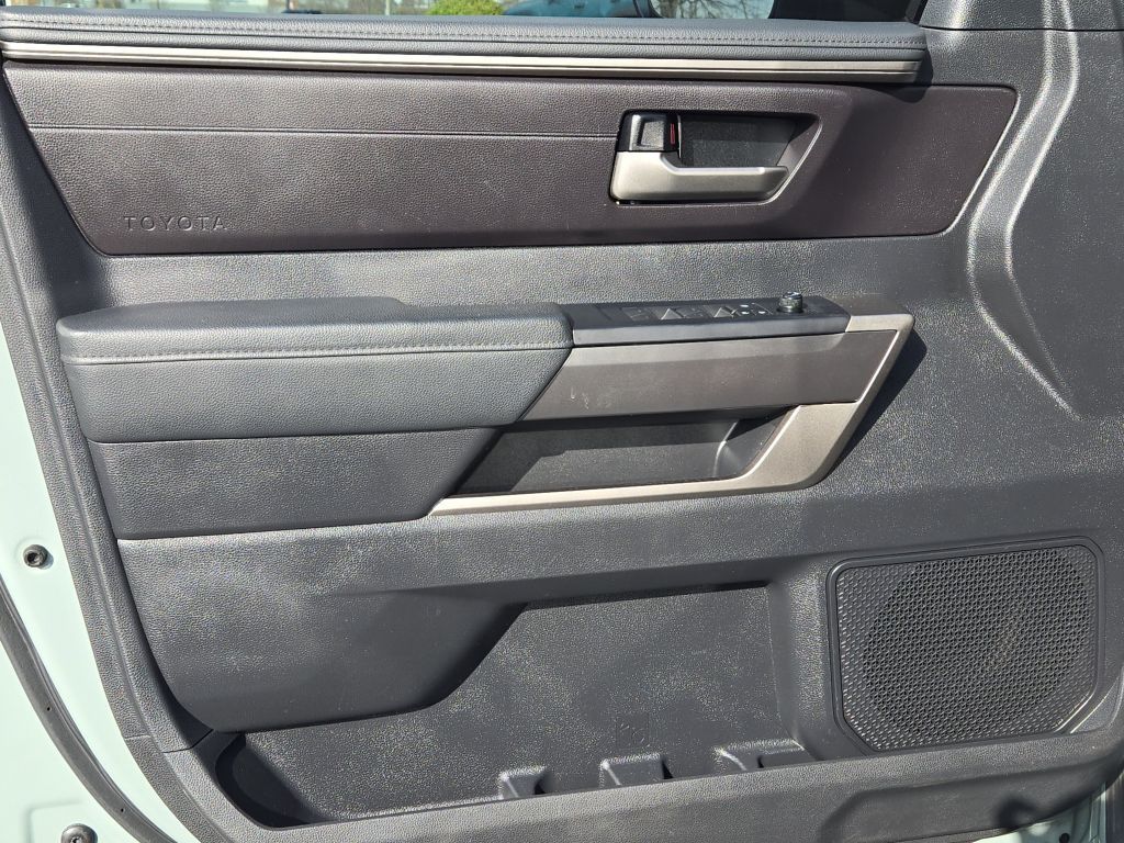 2024 Toyota Tundra SR5, 030122, Photo