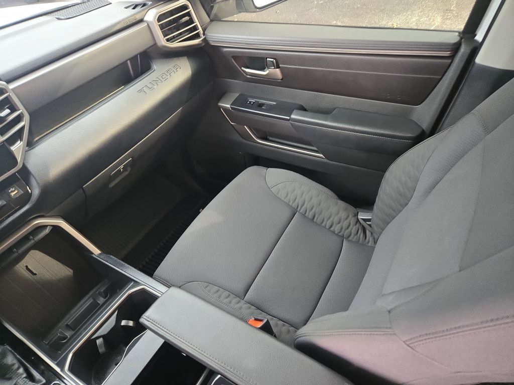 2024 Toyota Tundra SR5, 037602, Photo