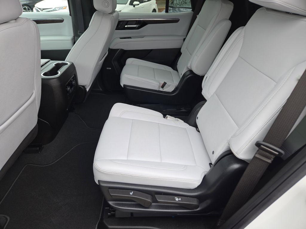 2025 Chevrolet Tahoe Premier, 135494, Photo