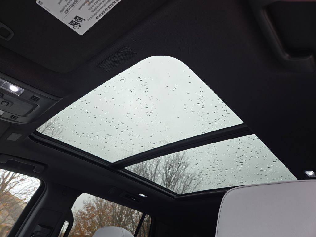 2025 Chevrolet Tahoe Premier, 135494, Photo