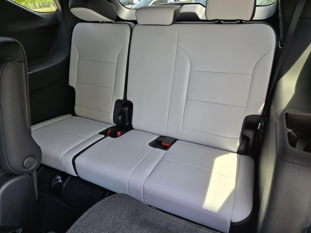 2025 Chevrolet Traverse AWD High Country, 217798, Photo