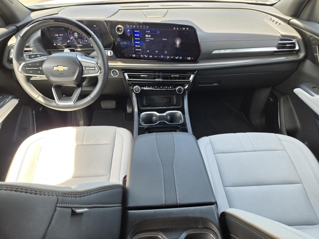 2025 Chevrolet Traverse AWD High Country, 217798, Photo