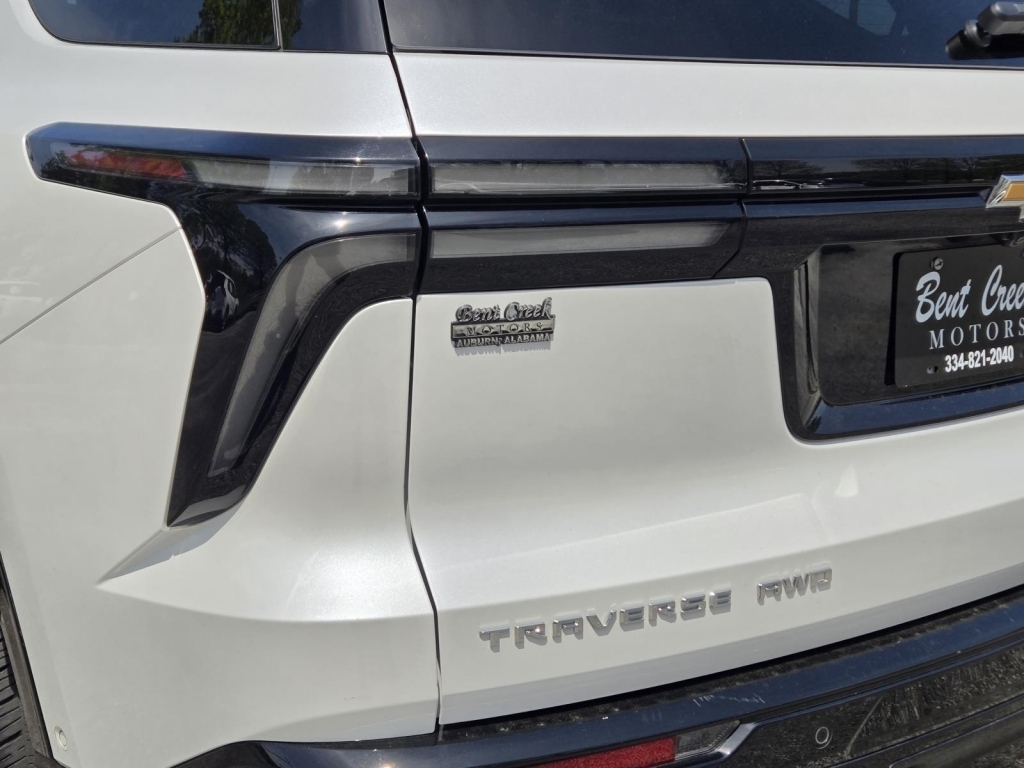 2025 Chevrolet Traverse AWD High Country, 217798, Photo