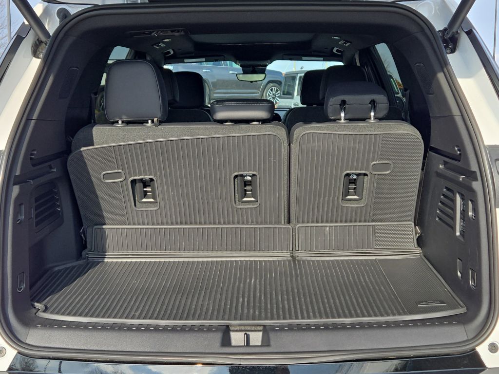 2025 Chevrolet Traverse FWD High Country, 7899, Photo