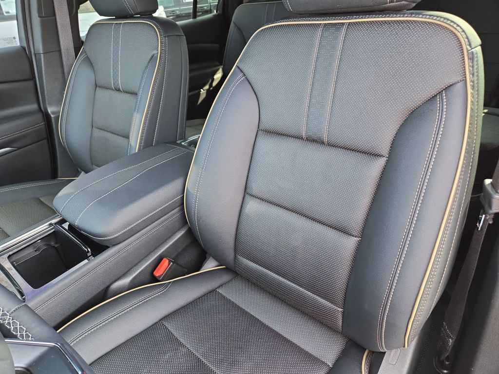 2025 Chevrolet Traverse FWD High Country, 7899, Photo