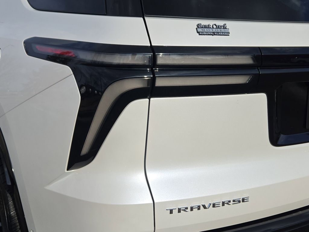 2025 Chevrolet Traverse FWD High Country, 7899, Photo