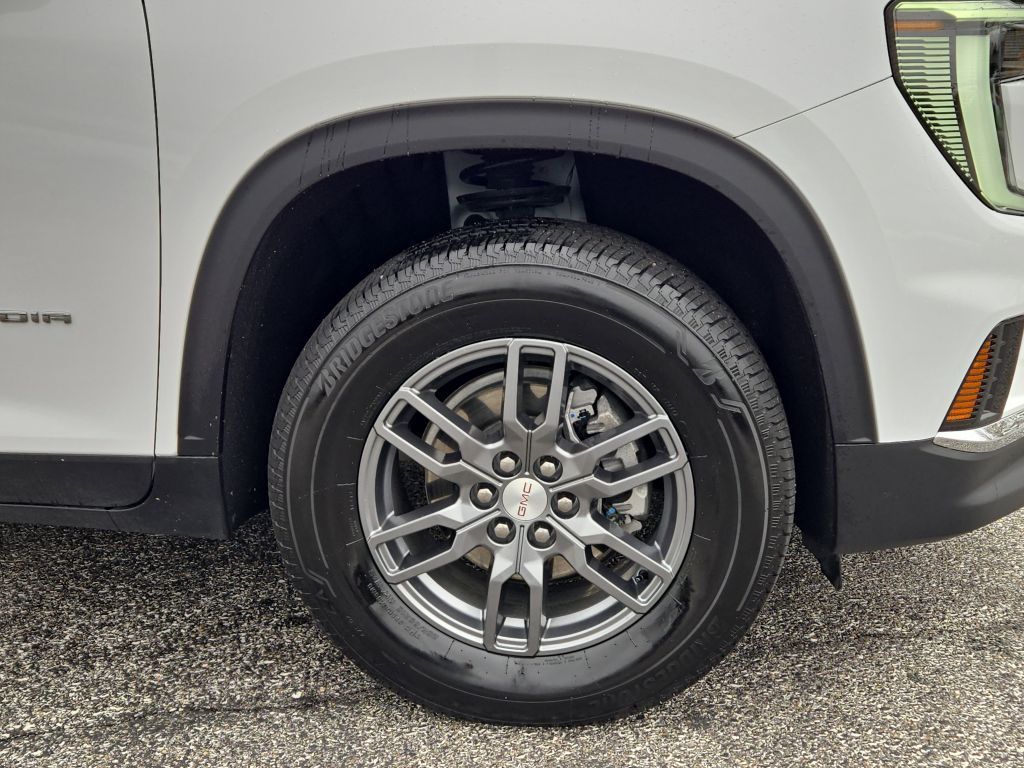 2025 GMC Acadia FWD Elevation, 153495, Photo