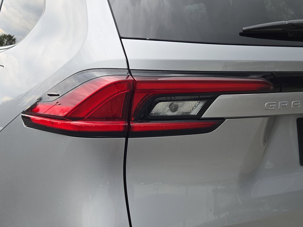 2025 Toyota Grand Highlander XLE, 023491, Photo