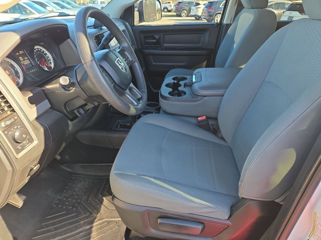    Tradesman, 166051, Photo