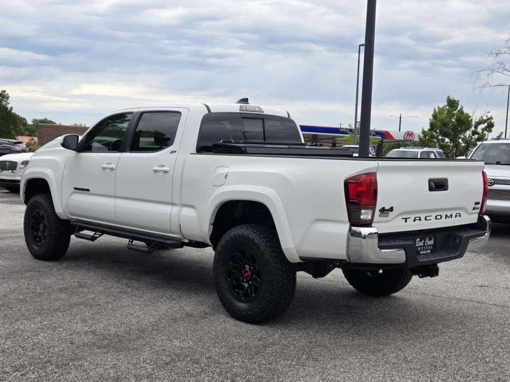 2022 Toyota Tacoma SR5, 015015, Photo