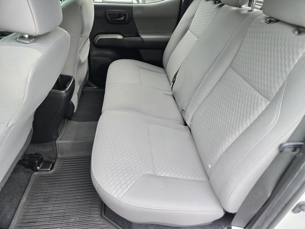 2022 Toyota Tacoma SR5, 015015, Photo