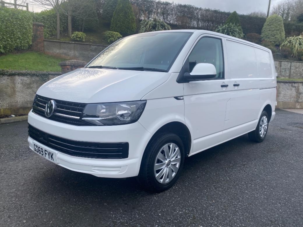 Used White 2020 VOLKSWAGEN Transporter stk# GD69FYK | Cars For Sale Near Me