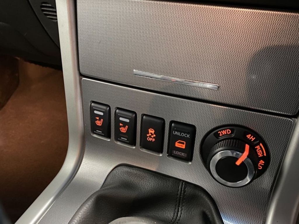 2015 NISSAN Navara Dci Tekna 4x4 Shr Dcb, YX65UEU, Photo