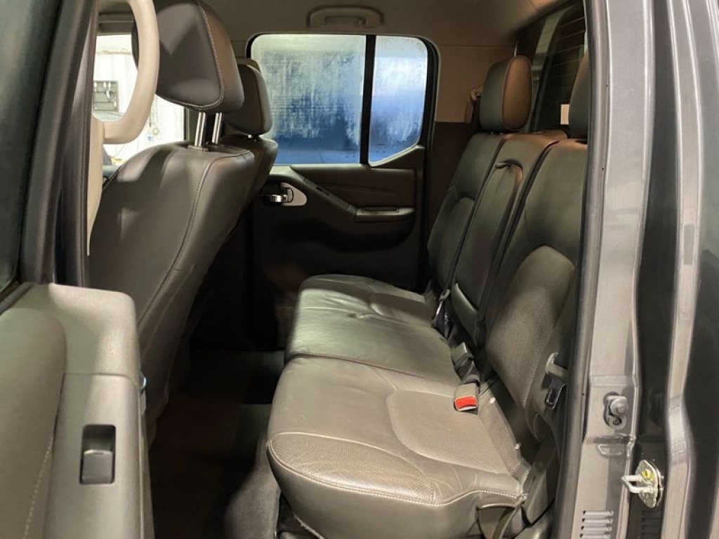 2015 NISSAN Navara Dci Tekna 4x4 Shr Dcb, YX65UEU, Photo