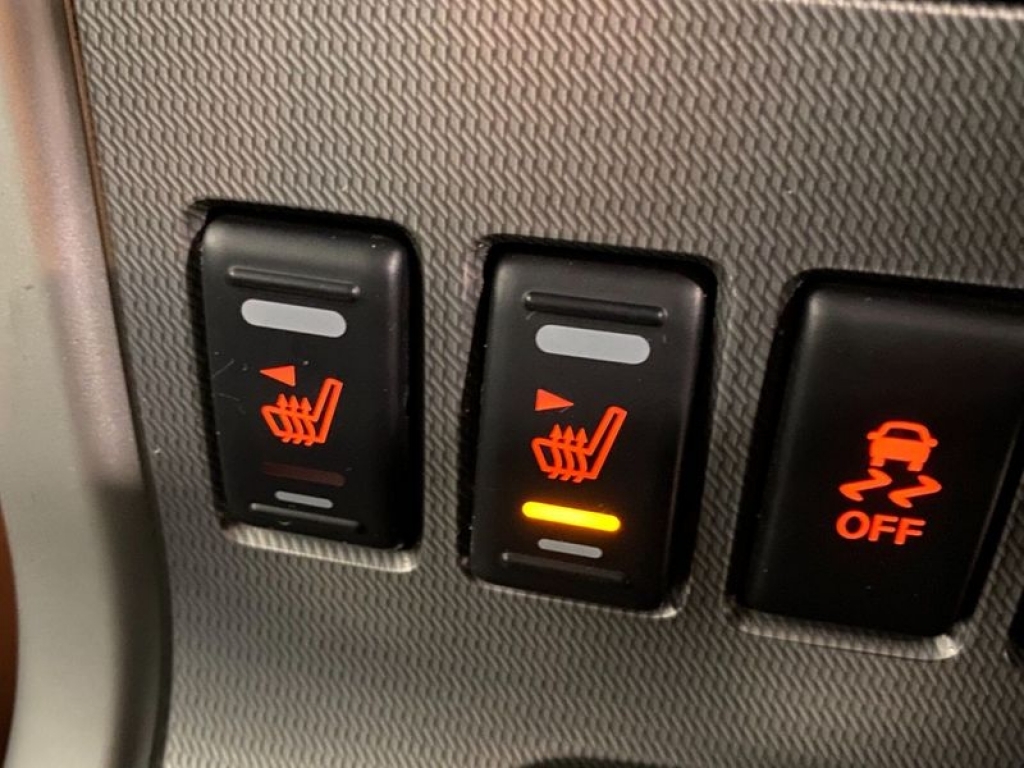 2015 NISSAN Navara Dci Tekna 4x4 Shr Dcb, YX65UEU, Photo