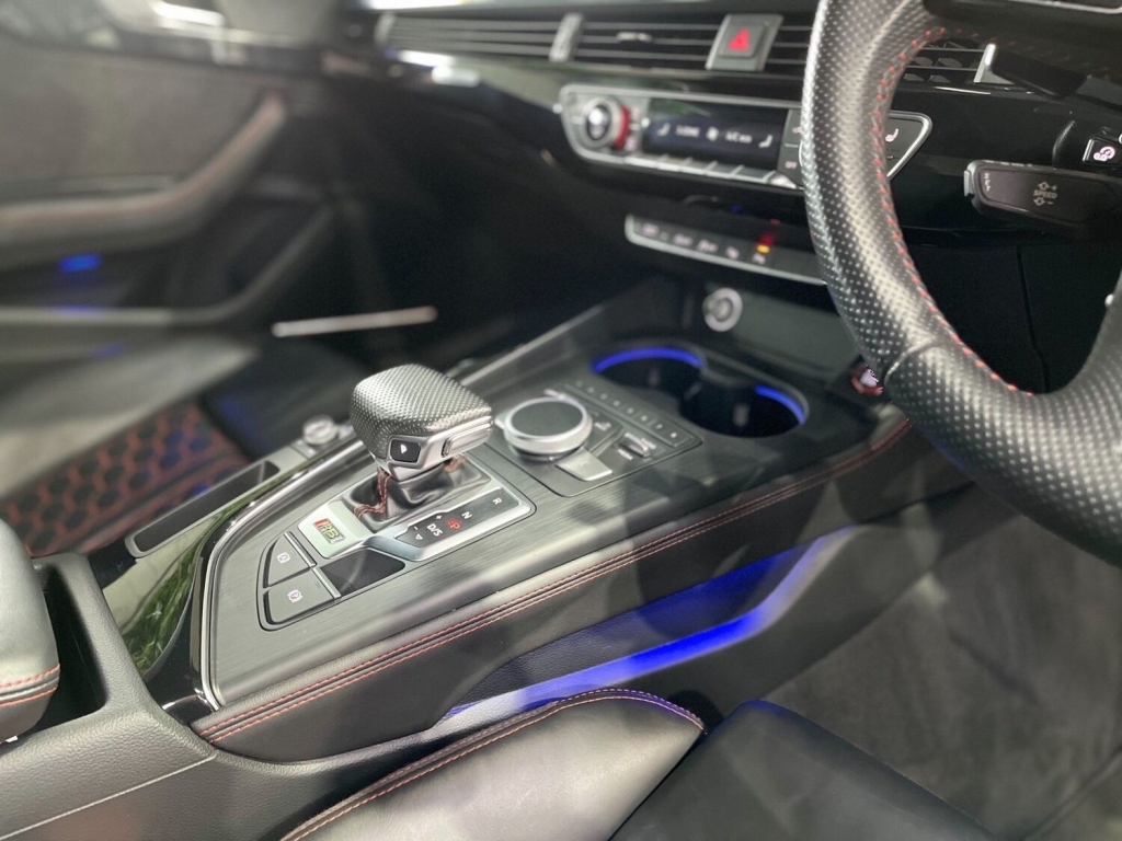 2018 MERCEDES-BENZ GLC-Class Amg Glc 63 4matic Premium, EG65KEL, Photo