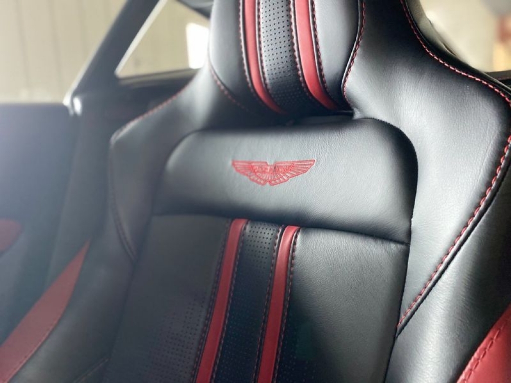 2018 ASTON MARTIN VANTAGE V8, LF68GXC, Photo