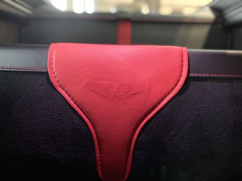 2018 ASTON MARTIN VANTAGE V8, LF68GXC, Photo