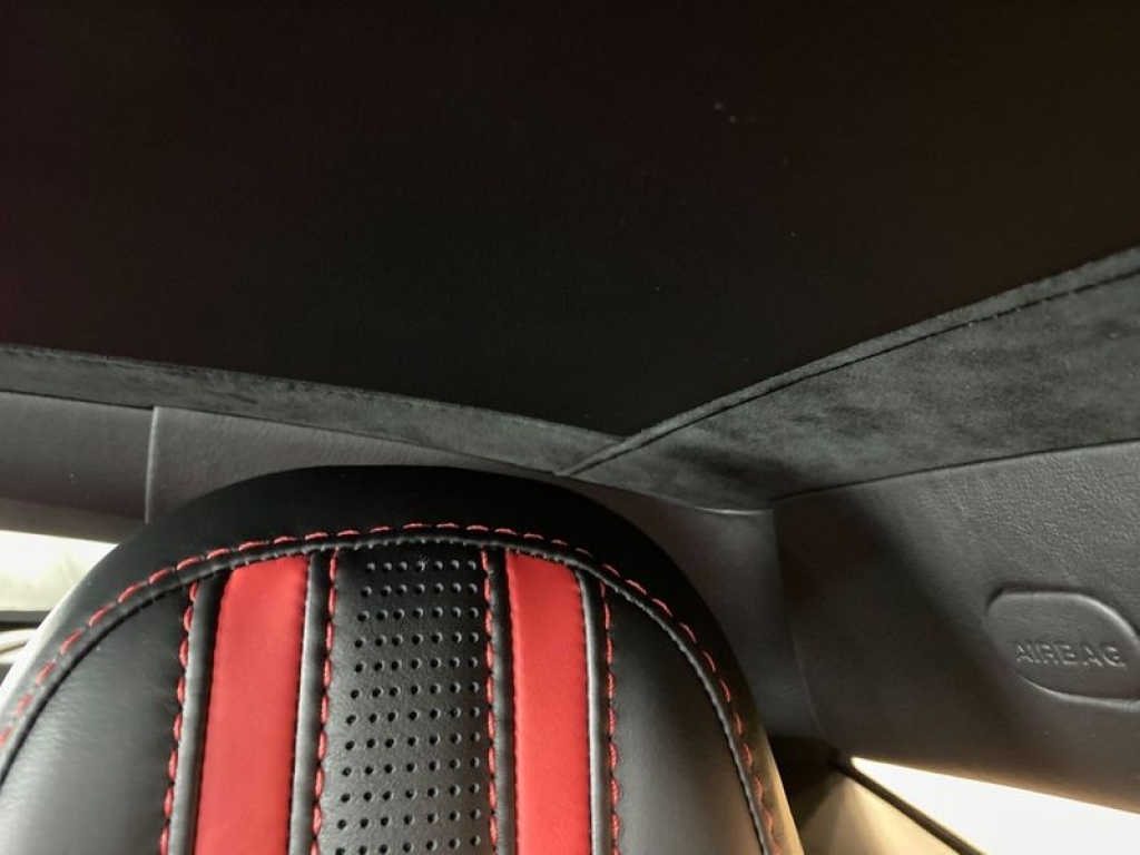 2018 ASTON MARTIN VANTAGE V8, LF68GXC, Photo