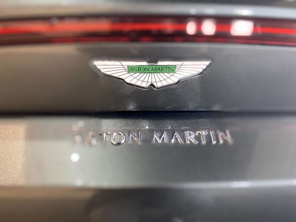 2018 ASTON MARTIN VANTAGE V8, LF68GXC, Photo