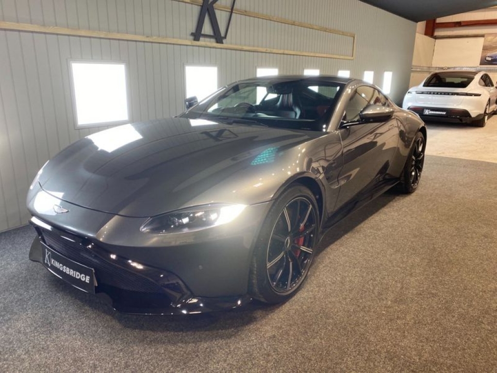 2018 ASTON MARTIN VANTAGE V8, LF68GXC, Photo